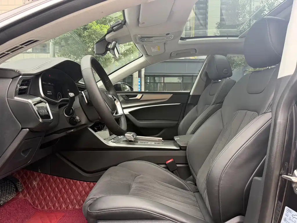 Audi A7L — миниатюра 11