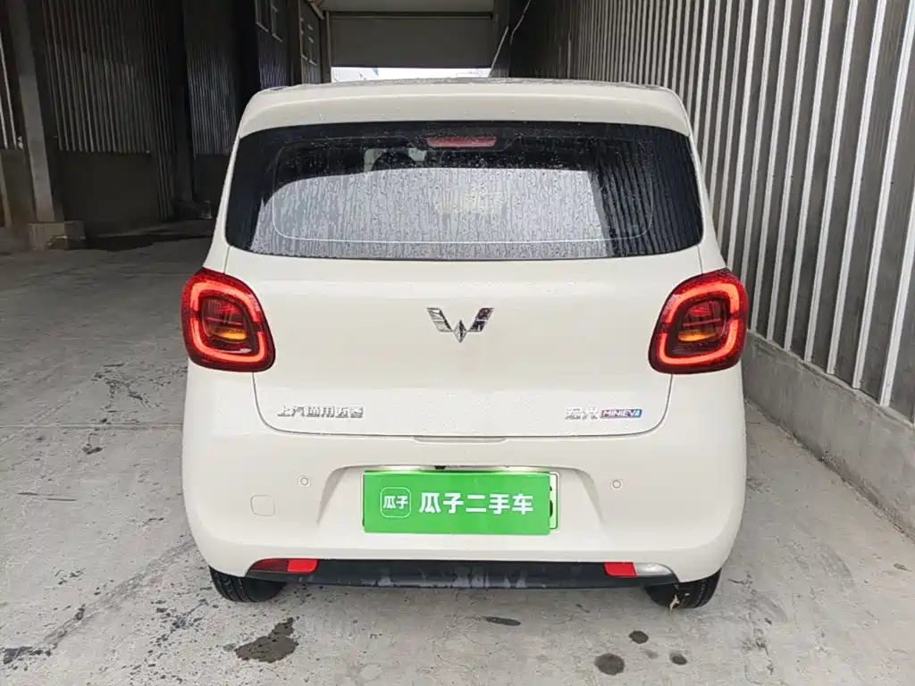 Wuling MINIEV — миниатюра 6