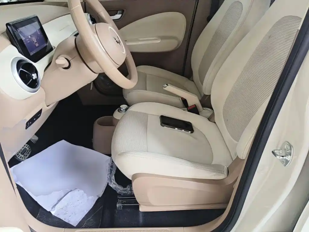 Wuling MINIEV — миниатюра 15