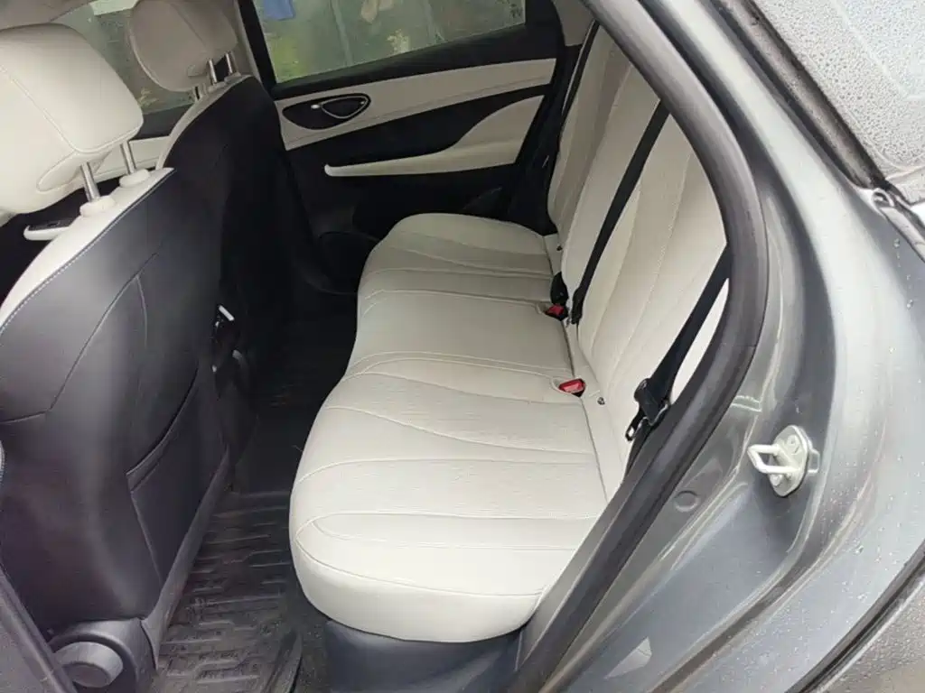 BYD Seal 05 DM-i — миниатюра 17