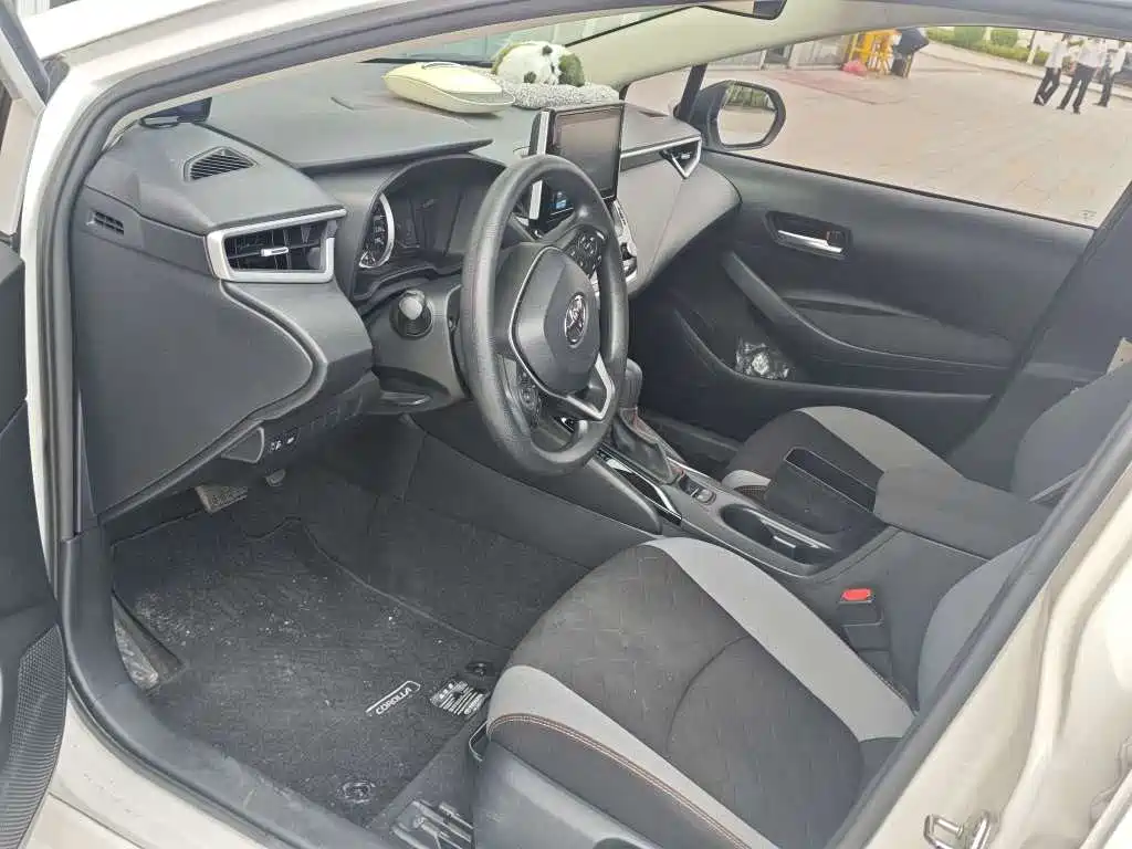 Toyota Corolla — миниатюра 4