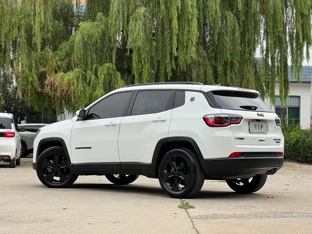 Jeep Compass — миниатюра 4