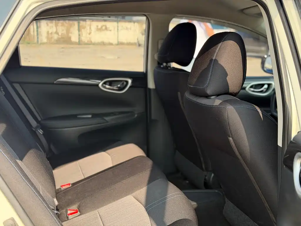 Nissan Sylphy EV — миниатюра 13