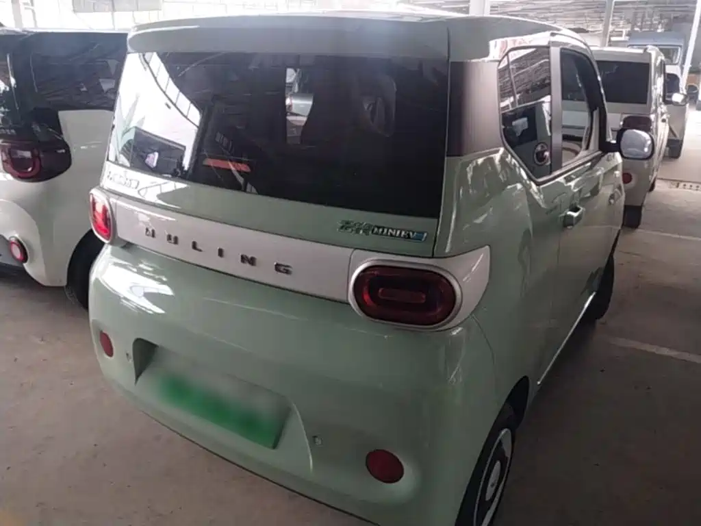 Wuling MINIEV — миниатюра 7