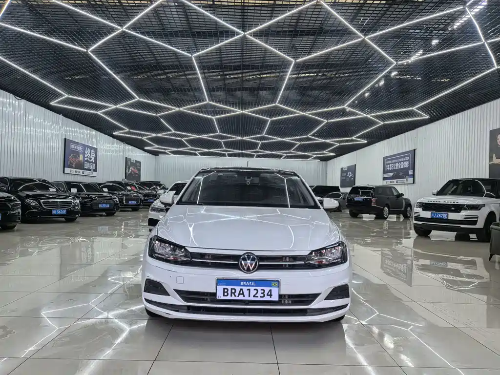 Volkswagen Polo — миниатюра 2