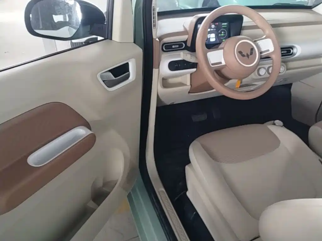 Wuling MINIEV — миниатюра 16