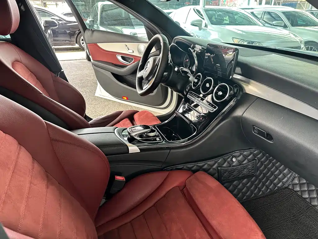 Mercedes-Benz C-Class — миниатюра 18