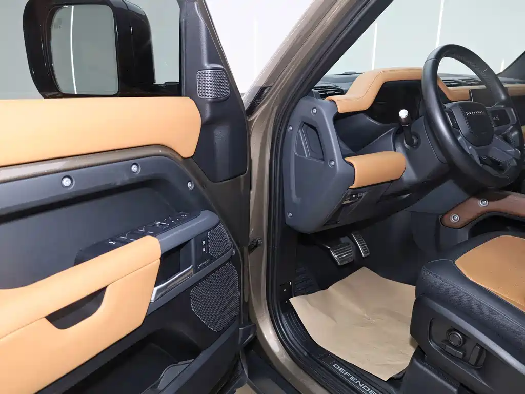 Land Rover Defender — миниатюра 14
