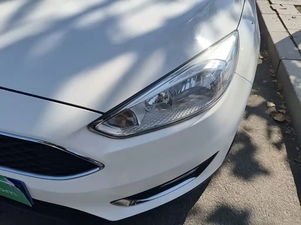 Ford Focus — миниатюра 24