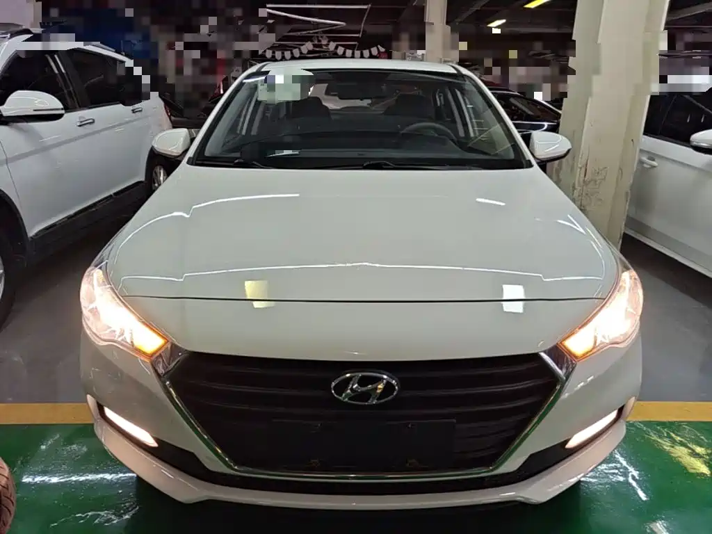 Hyundai Verna — миниатюра 3