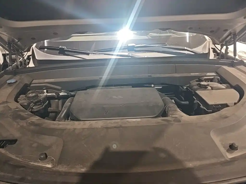 Li Auto Li L8 — миниатюра 20