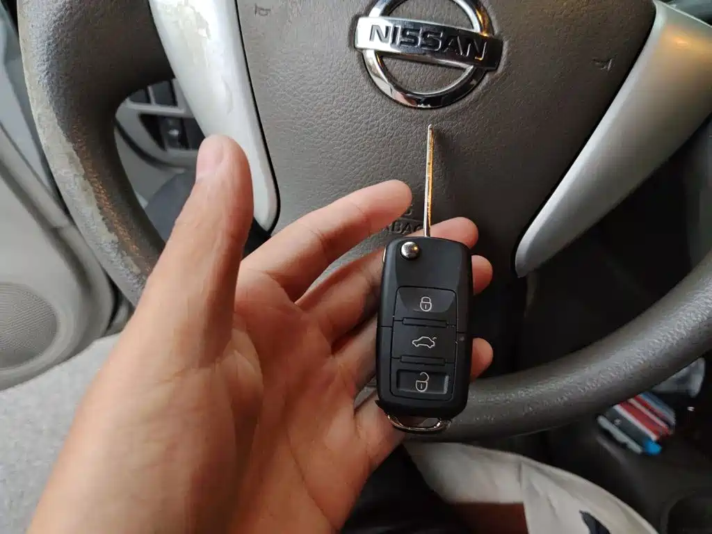 Nissan Sunny — миниатюра 12