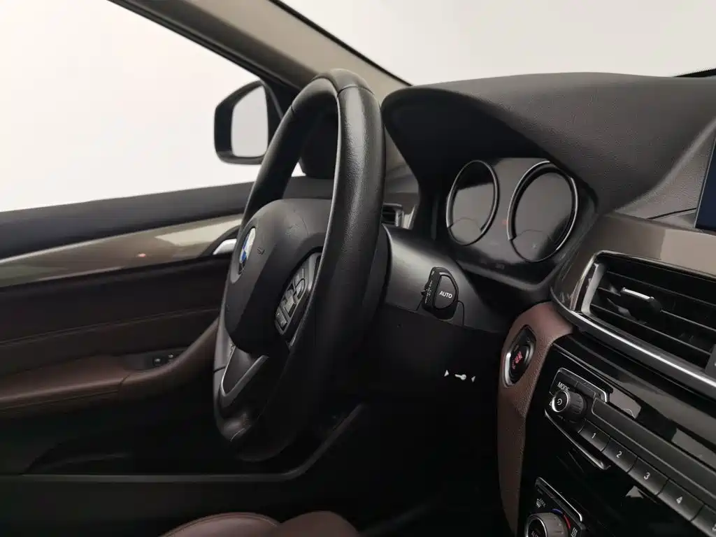 BMW X1 — миниатюра 22