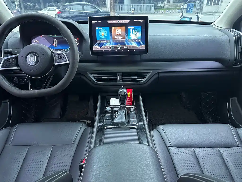 BYD Tang — миниатюра 13