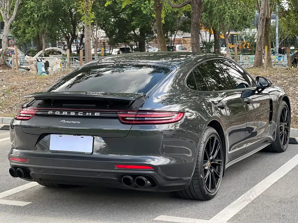 Porsche Panamera — миниатюра 6