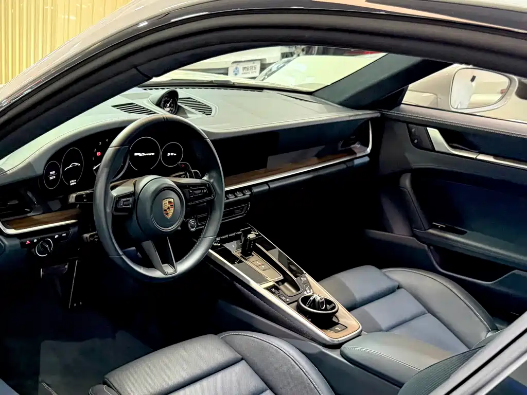 Porsche 911 — миниатюра 12