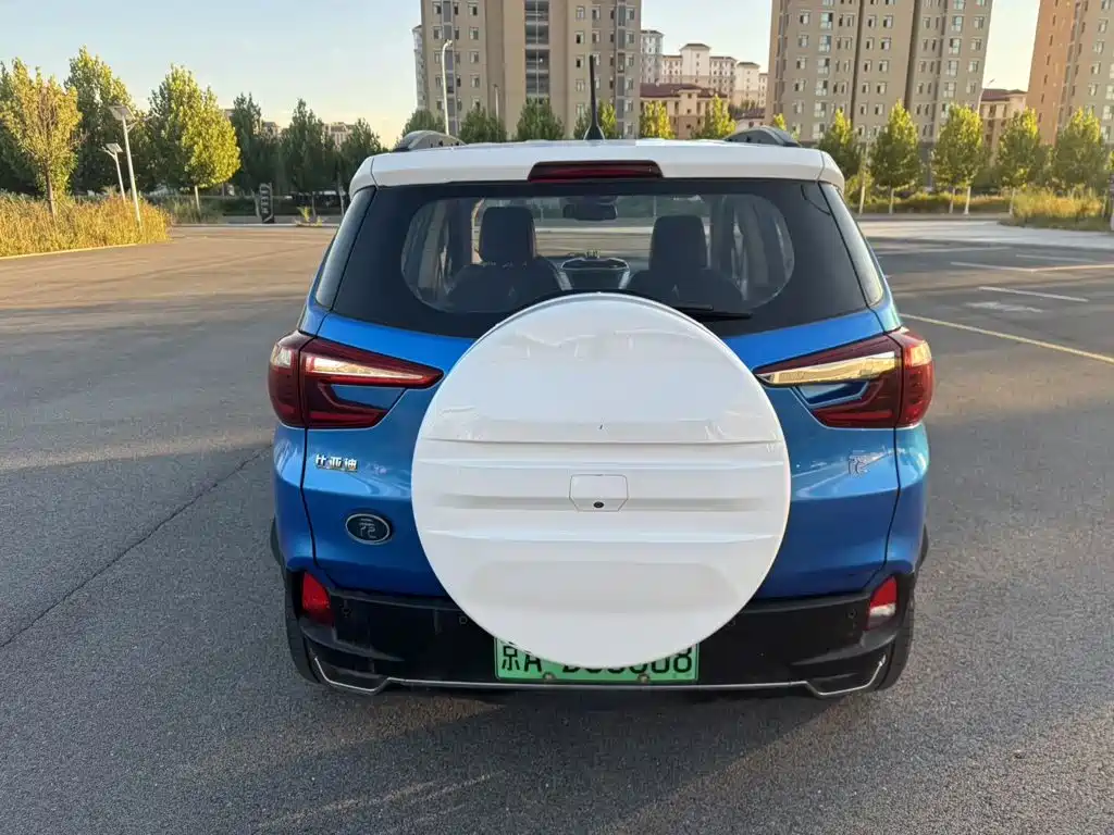 BYD Yuan EV — миниатюра 8