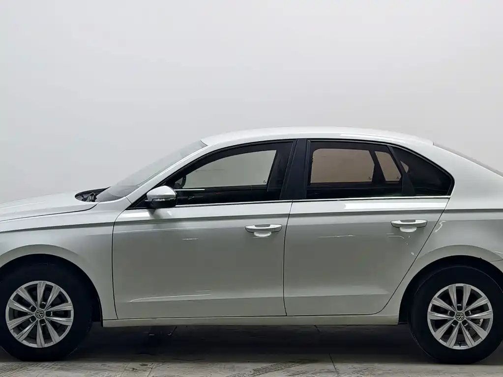 Volkswagen Bora — миниатюра 8