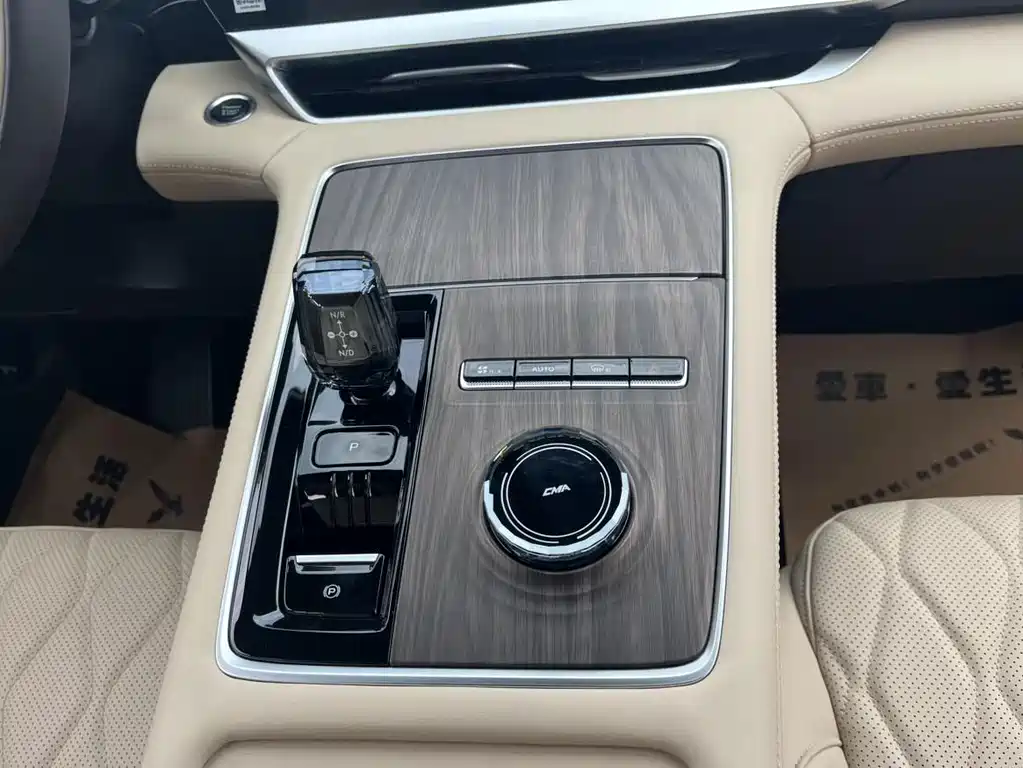 Geely Xingyue L — миниатюра 16