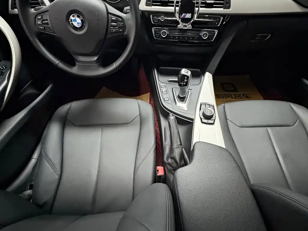 BMW 3 Series — миниатюра 13