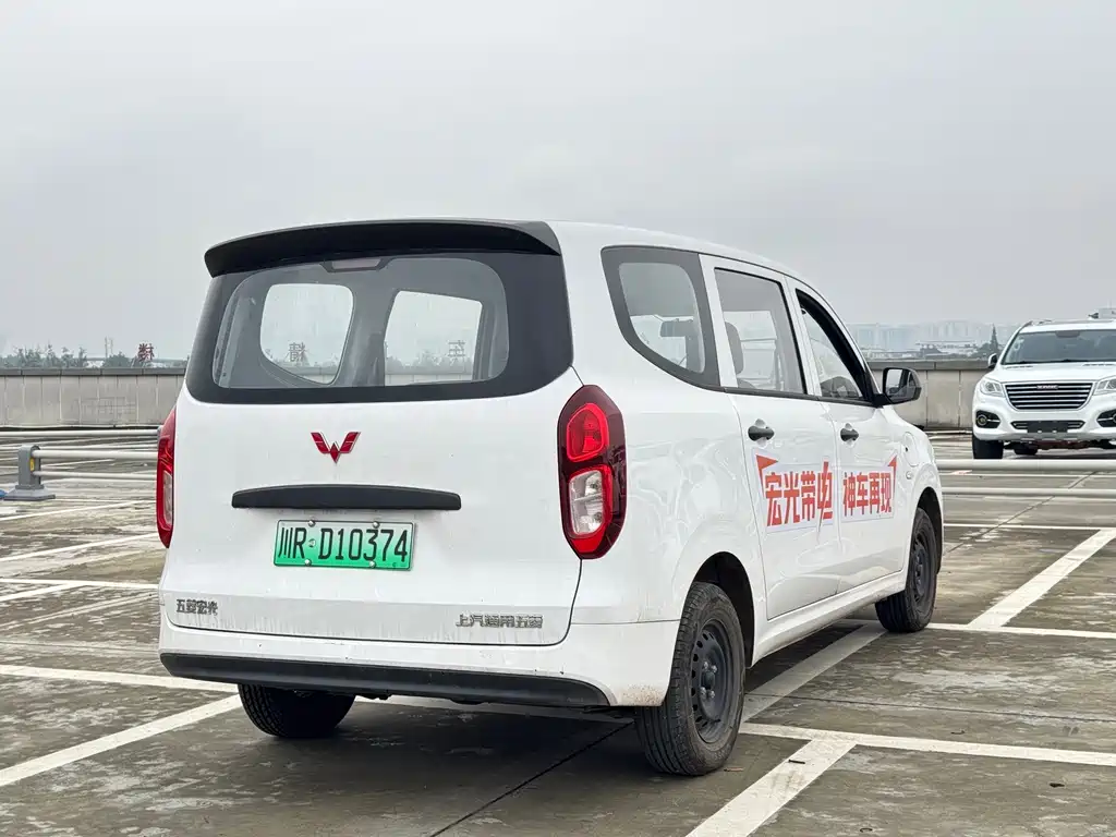 Wuling Hongguang EV — миниатюра 15
