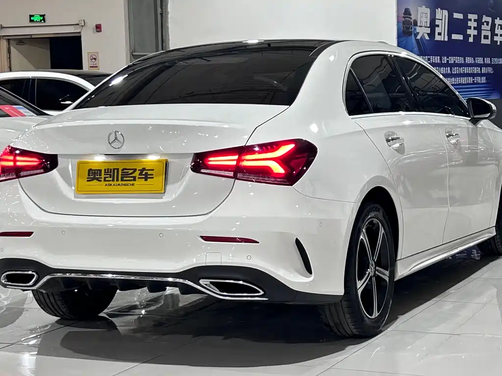 MERCEDES-BENZ A CLASS