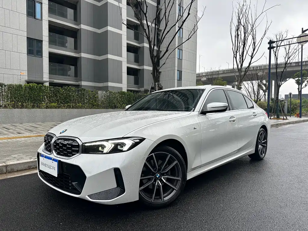 BMW 3 Series 2023