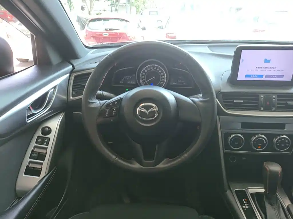 Mazda CX-4 — миниатюра 11