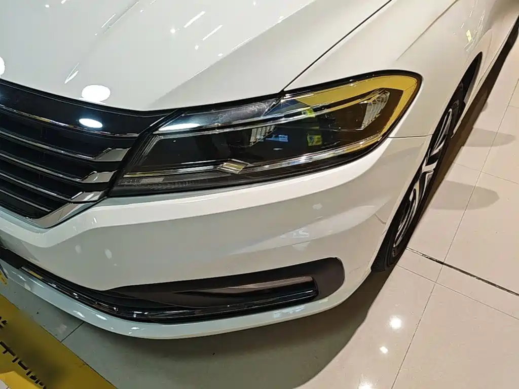 Volkswagen Lavida — миниатюра 24