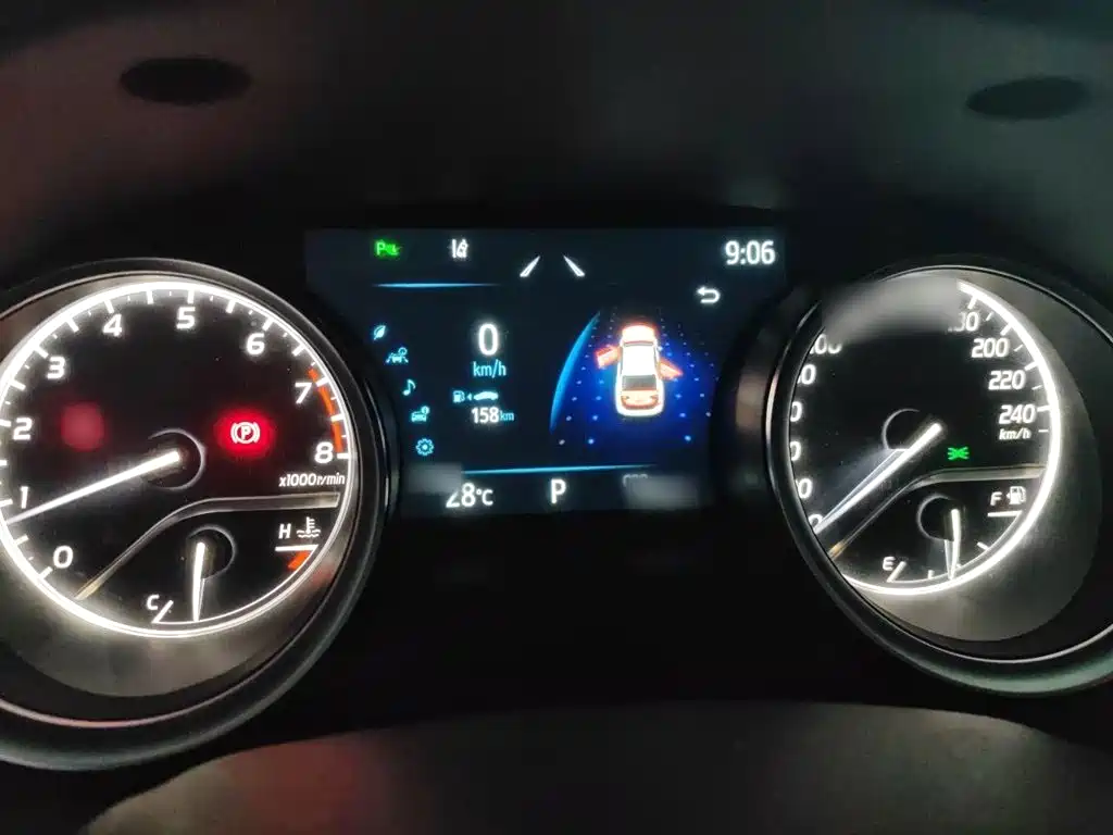 Toyota Camry — миниатюра 4