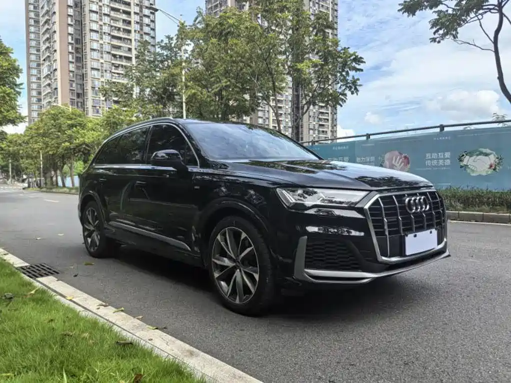 Audi Q7 — миниатюра 8