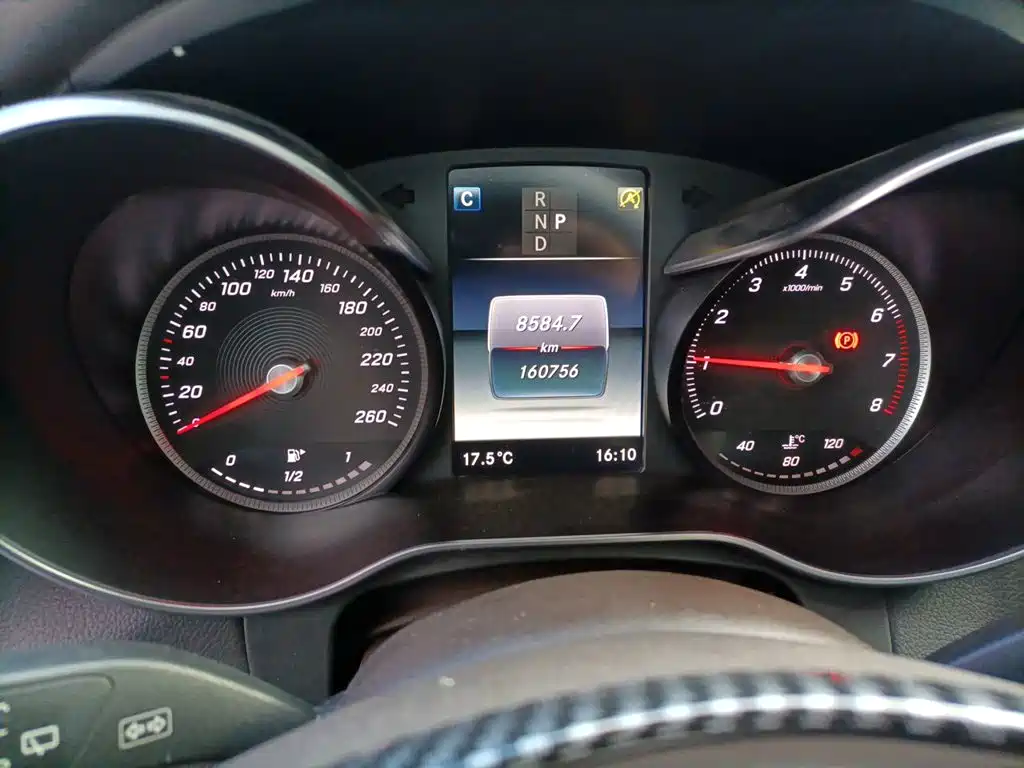 Mercedes-Benz GLC — миниатюра 12