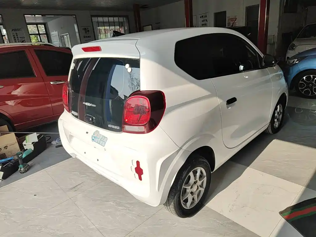 Roewe Clever — миниатюра 7