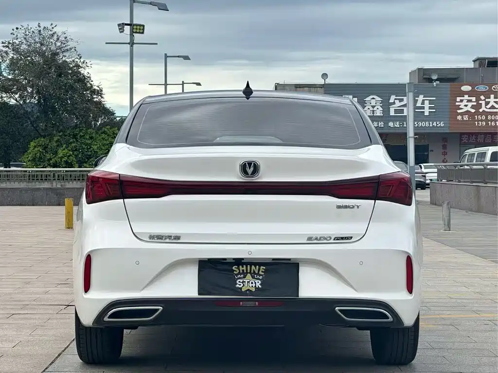Changan Eado — миниатюра 5