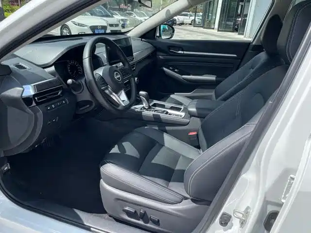 Nissan Teana — миниатюра 4