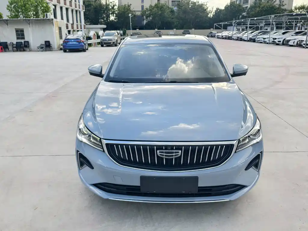 Geely Emgrand — миниатюра 2