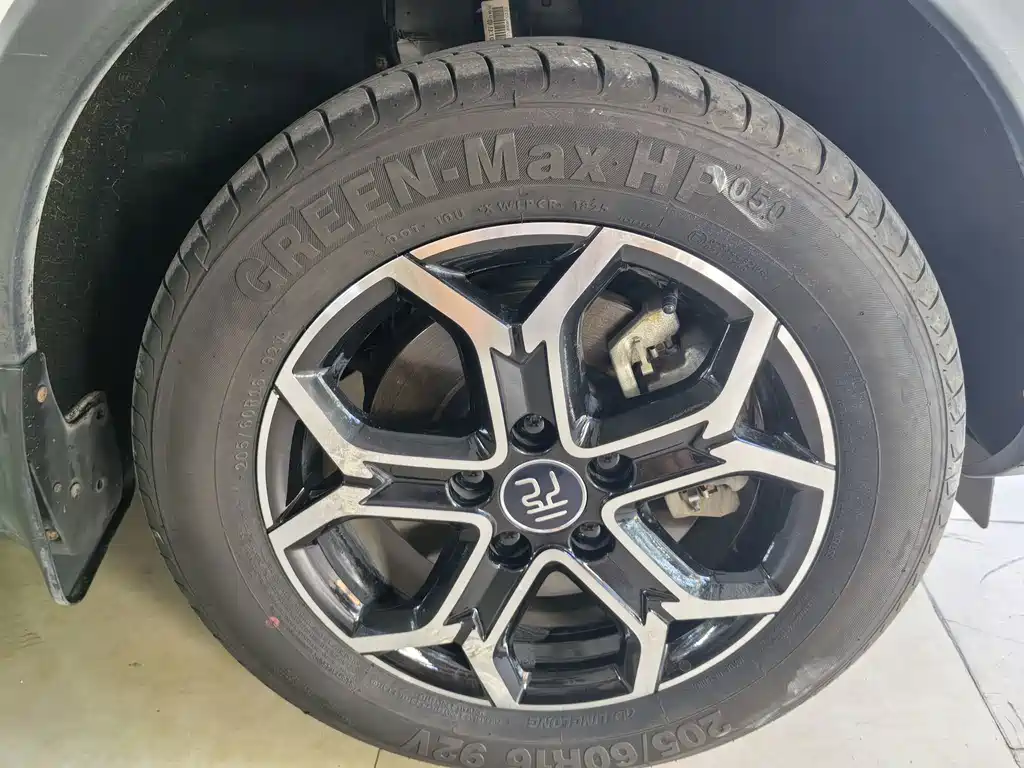 BYD Yuan Pro — миниатюра 13
