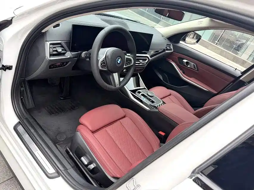 BMW i3 — миниатюра 4