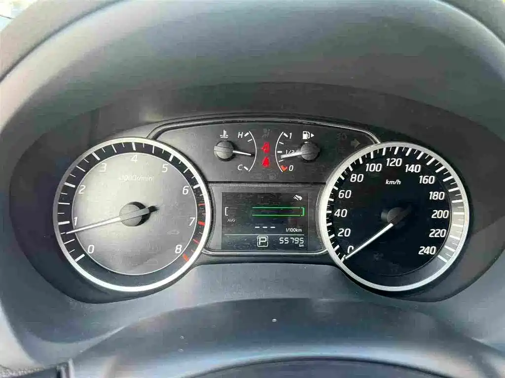 Nissan Sylphy — миниатюра 7
