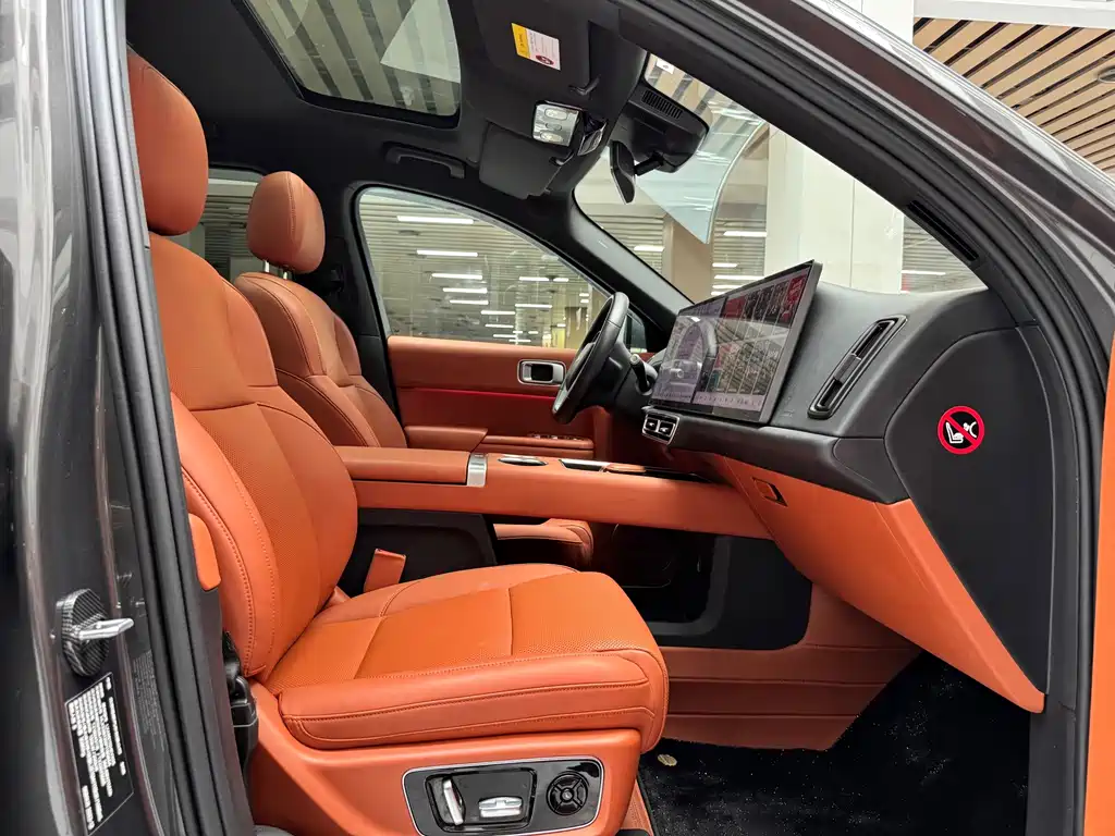 Li Auto Li L8 — миниатюра 16