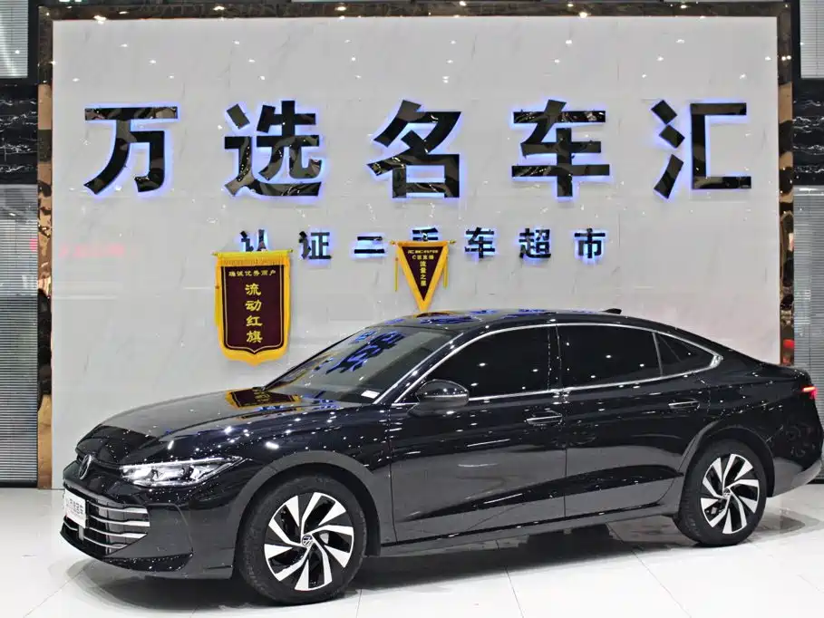 Volkswagen Passat 2025 — фото 3