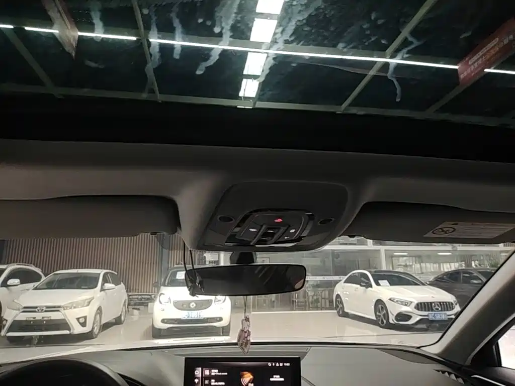 Audi A4L — миниатюра 18
