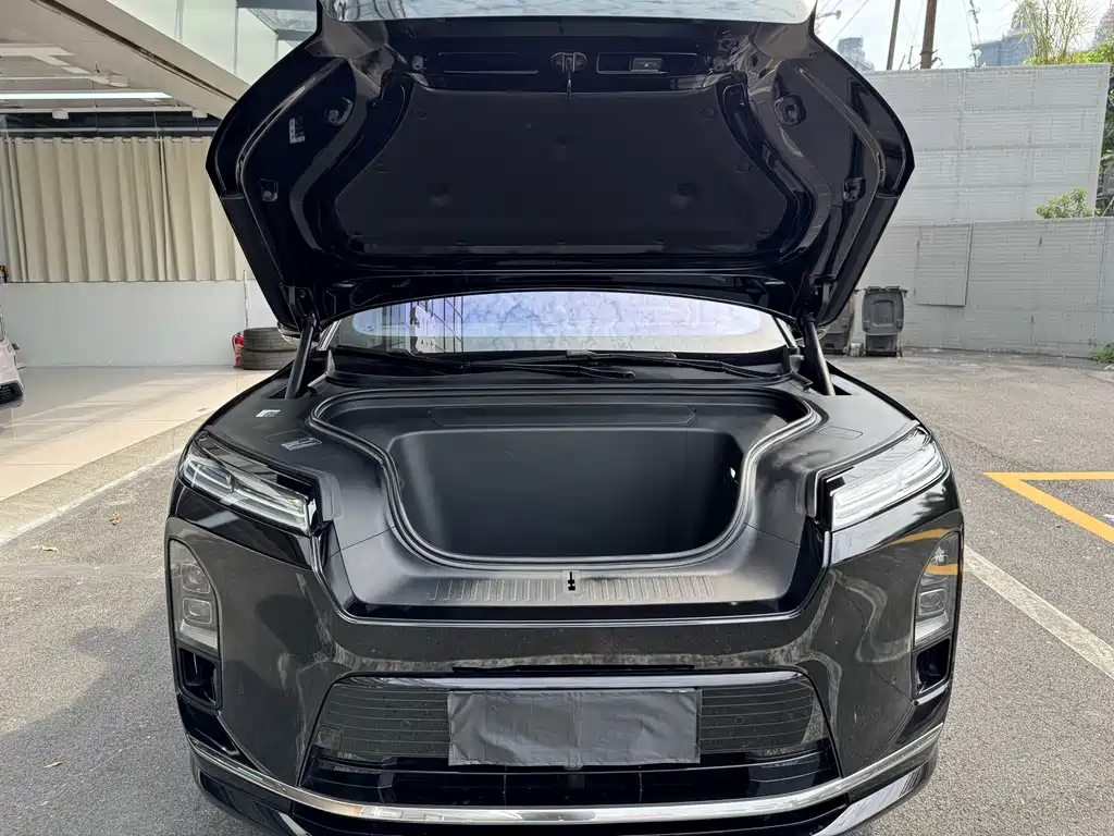 NIO ES8 — миниатюра 14