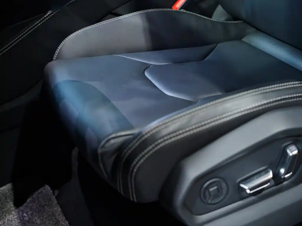 Lamborghini Urus — миниатюра 19