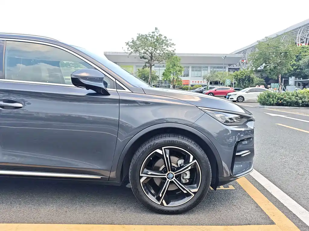 BYD Tang New Energy — миниатюра 13