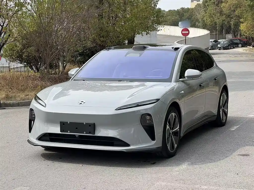 Nio ET5T 2024