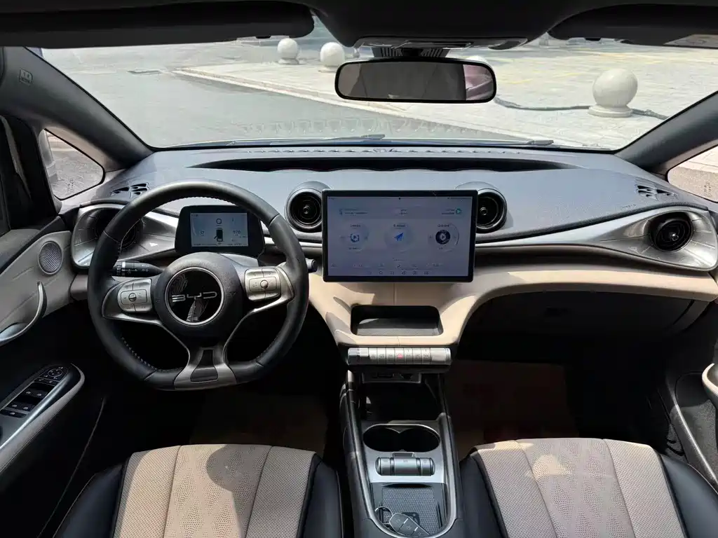 BYD Dolphin — миниатюра 5