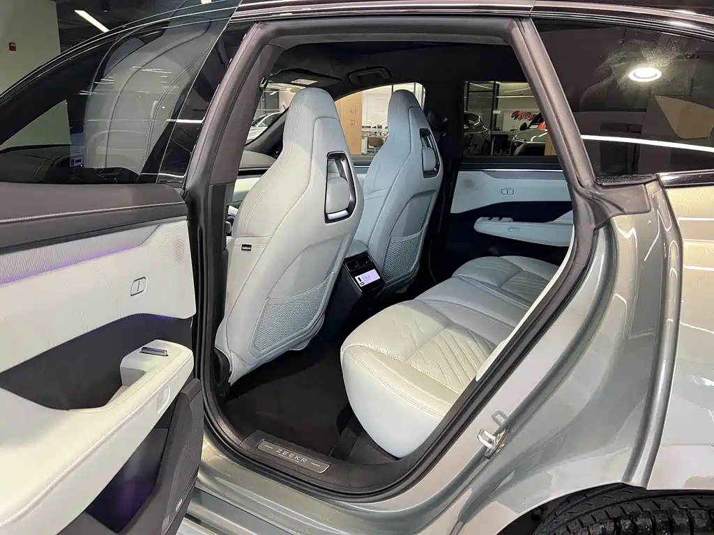 ZEEKR EXTREME KRYPTON 001