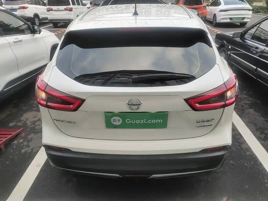 Nissan Qashqai — миниатюра 6