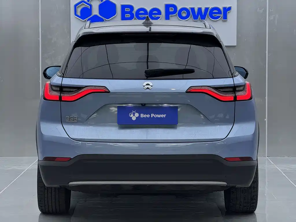 NIO NIO ES8